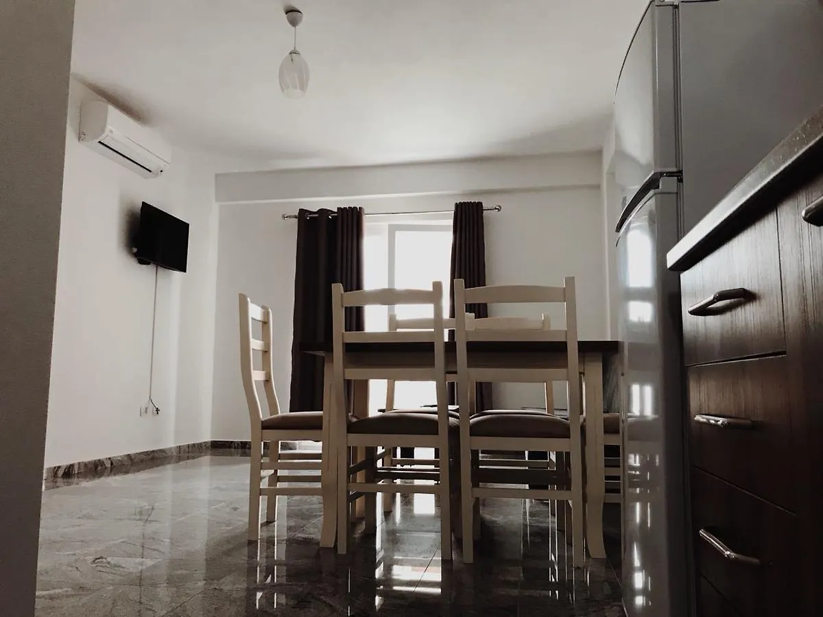 Corner Hotel Velipojë