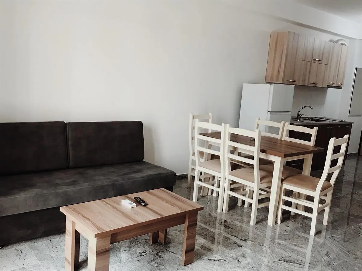 Corner Hotel Velipojë
